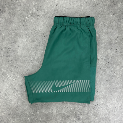 Nike flash challenger 13cm shorts 'teal'