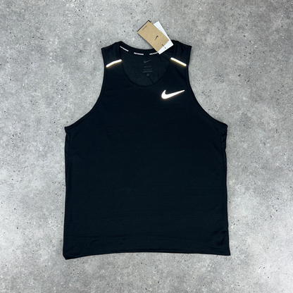 Nike dri-fit miler vest 'black'