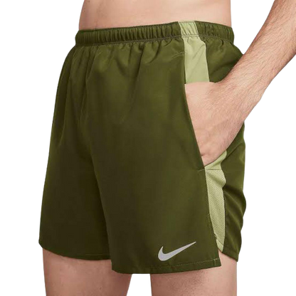 Nike challenger 13cm shorts 'rough green/khaki'