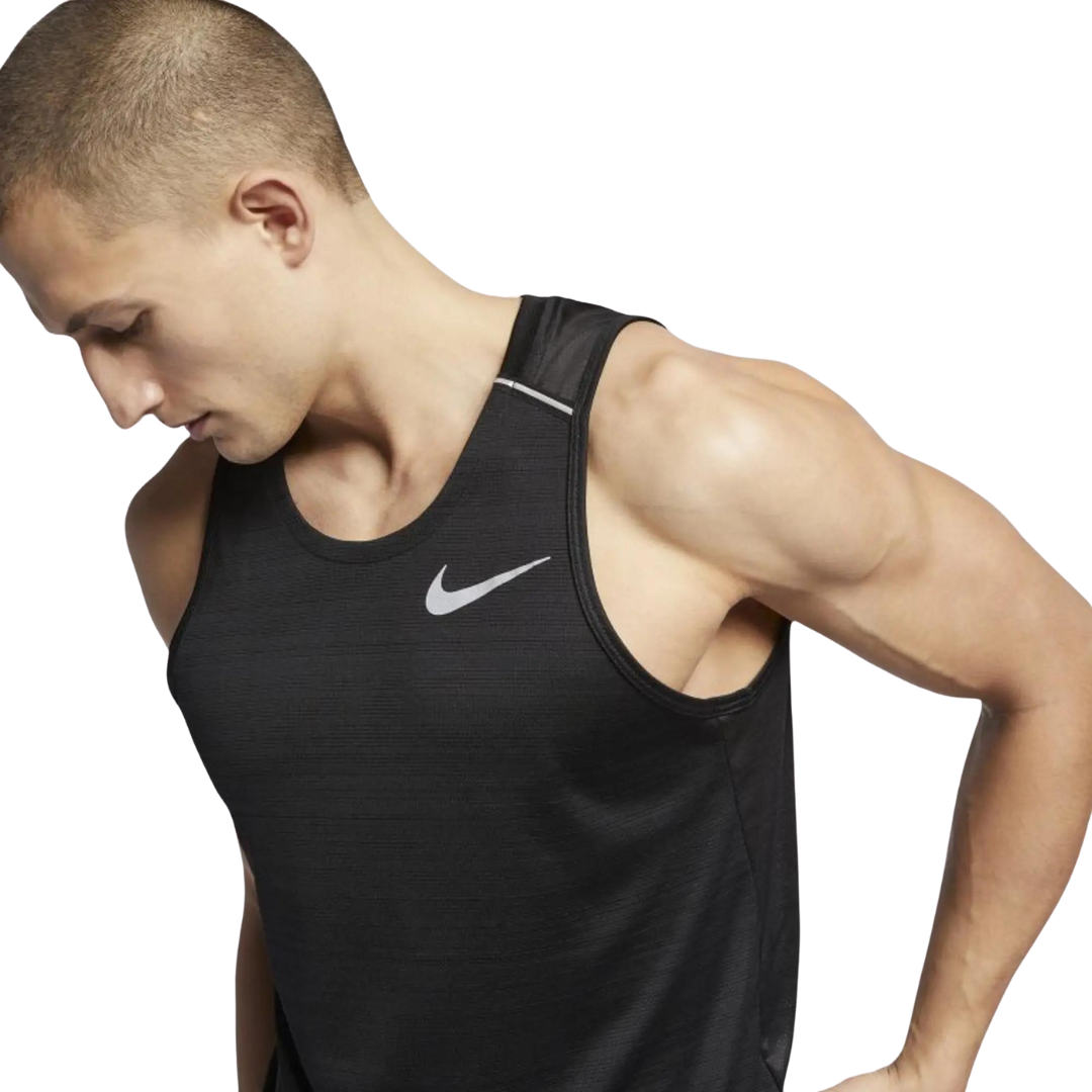 Nike dri-fit miler vest 'black'