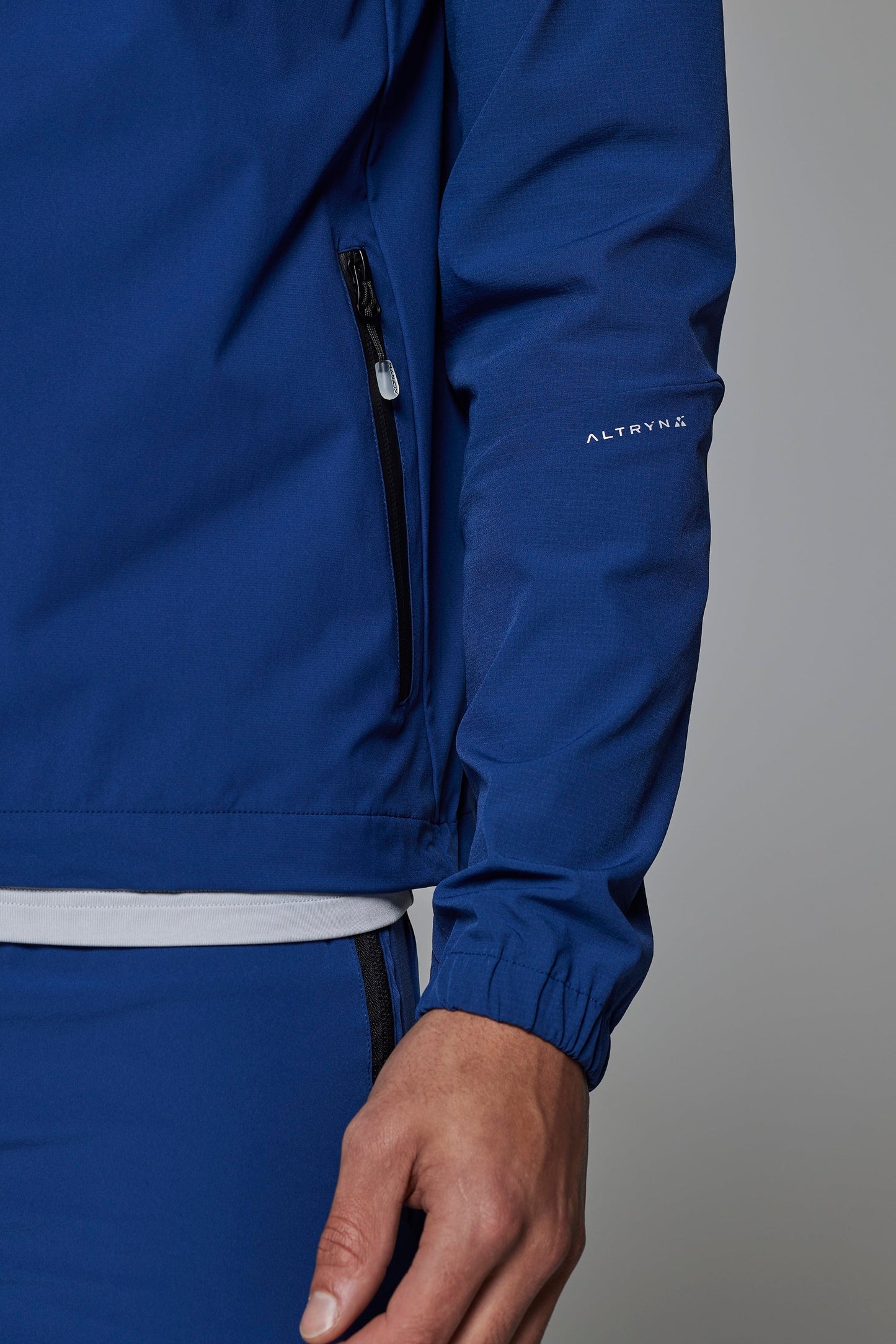 Altryn Ascend Tech Running Jacket 'Royal Navy'