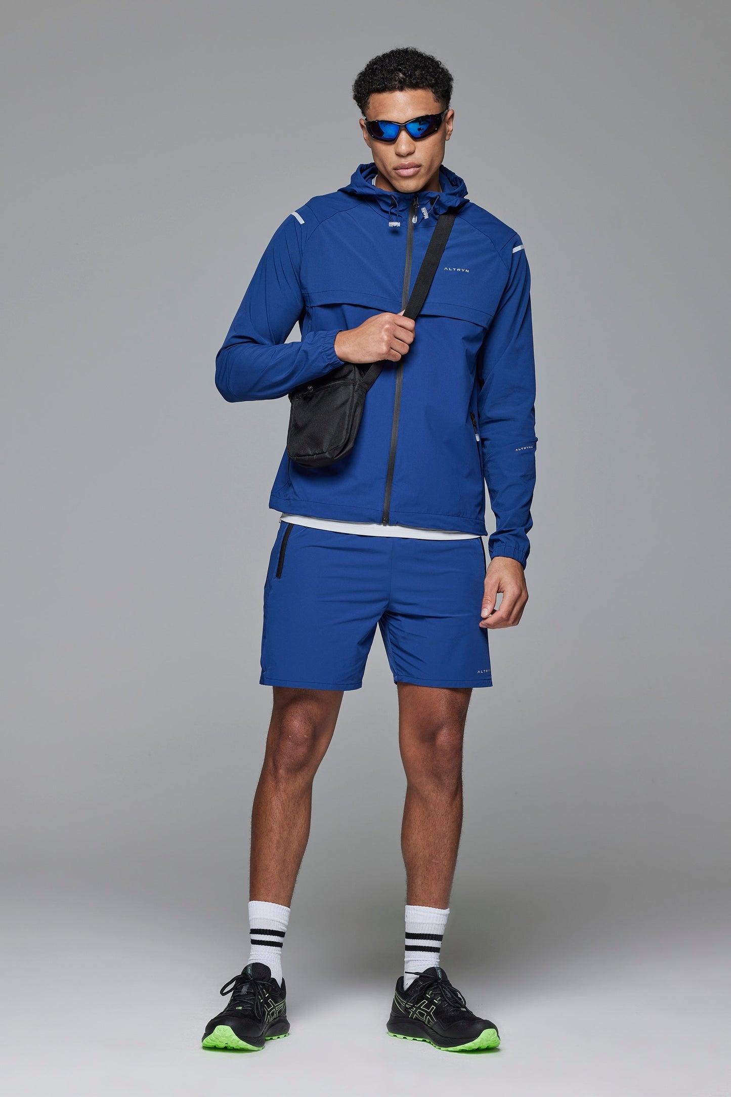 Altryn Ascend Tech Running Jacket 'Royal Navy'