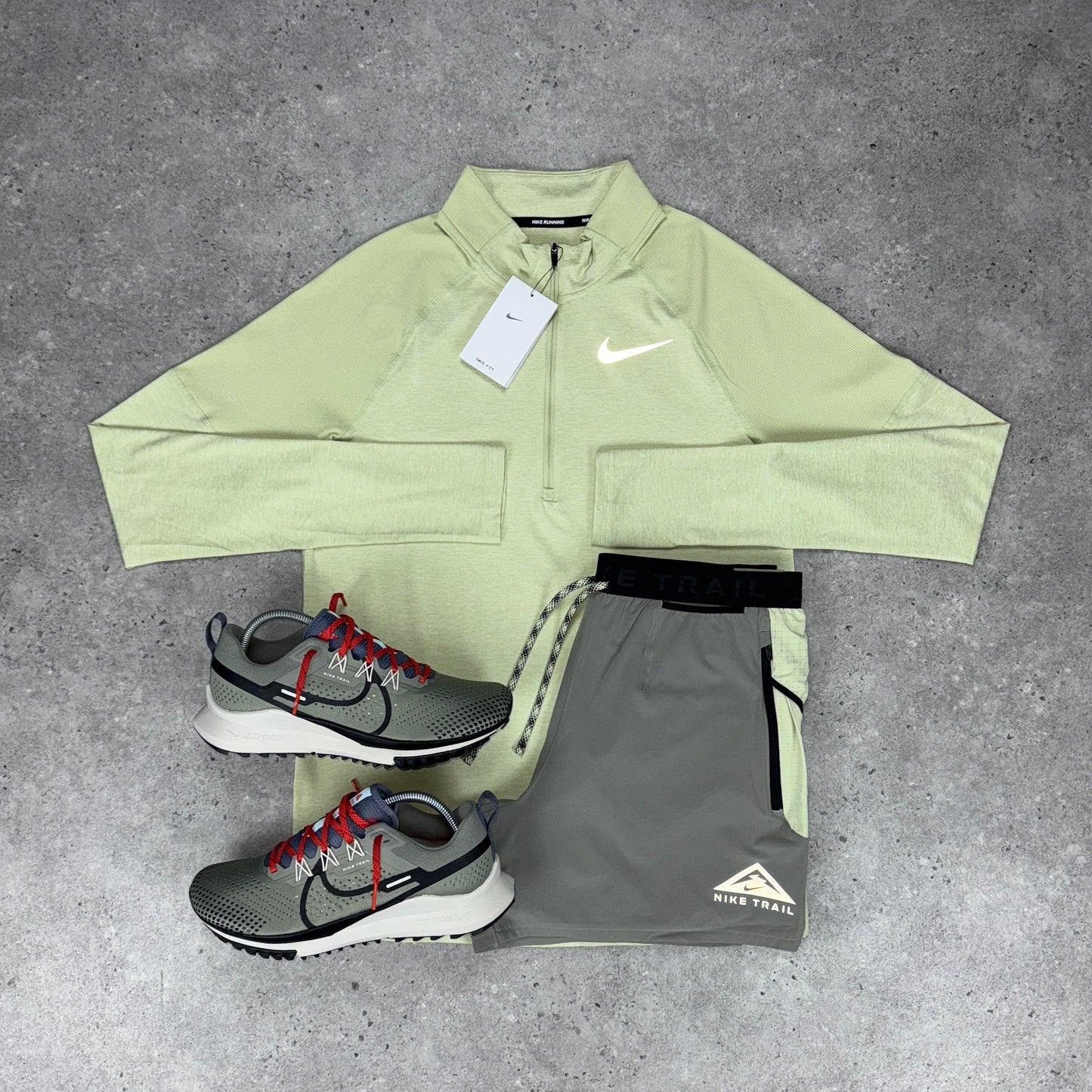 Nike 1/4 zip short trainer set 'olive aura/dark stucco'