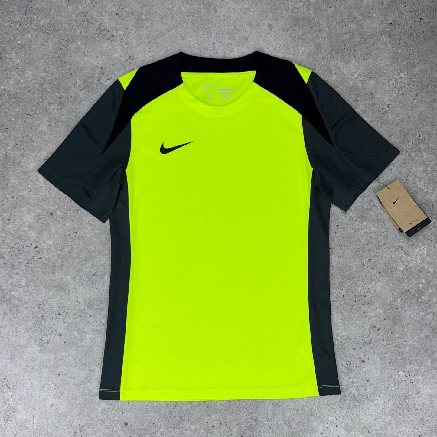 Nike academy strike t-shirt 'volt/black'