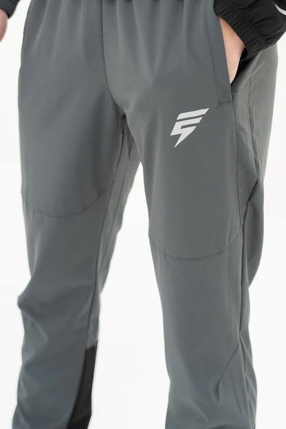 Elude track pants 'coal/black'